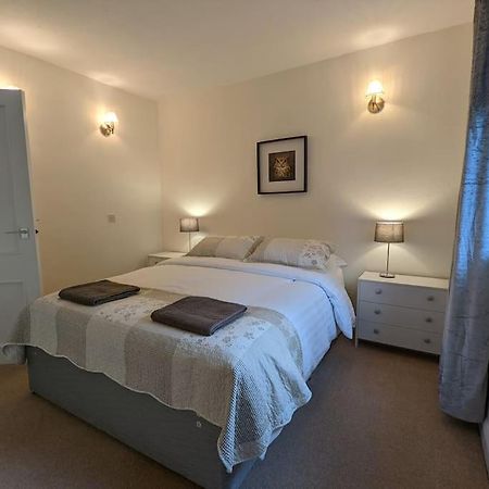 Two Bedroom Flat In Bridge Of Allan, Stirling ภายนอก รูปภาพ